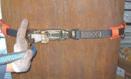 ストッパー金具に連結